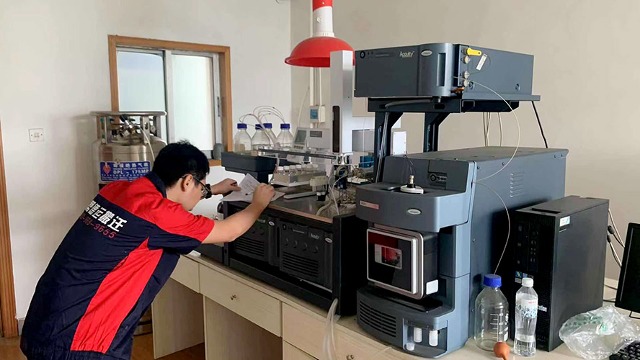 熱烈祝賀安康市食藥檢測中心實驗室精密儀器設(shè)備搬遷工作圓滿成功